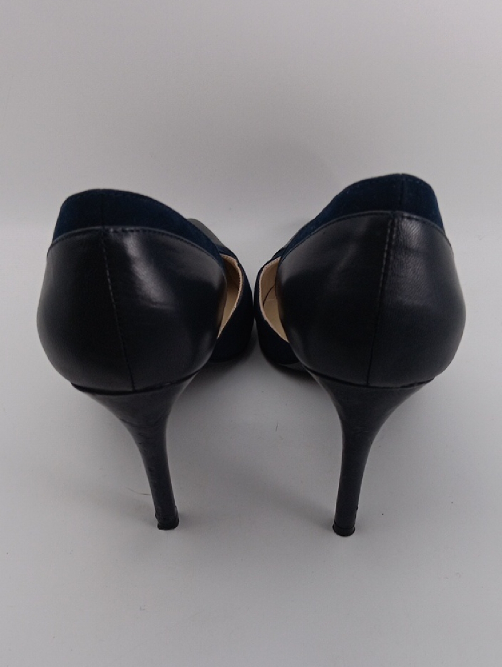 NINE WEST NAVY POINTED TOE TWO-MATERIA LEATHER PUMPS SIZE 8.5 - Picture 3 of 7